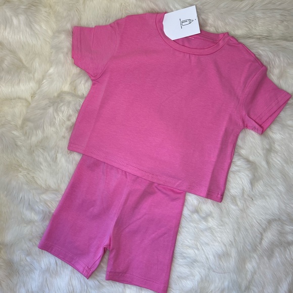 “Bubblegum” Basic, Two-Piece Set - Picture 2 of 5